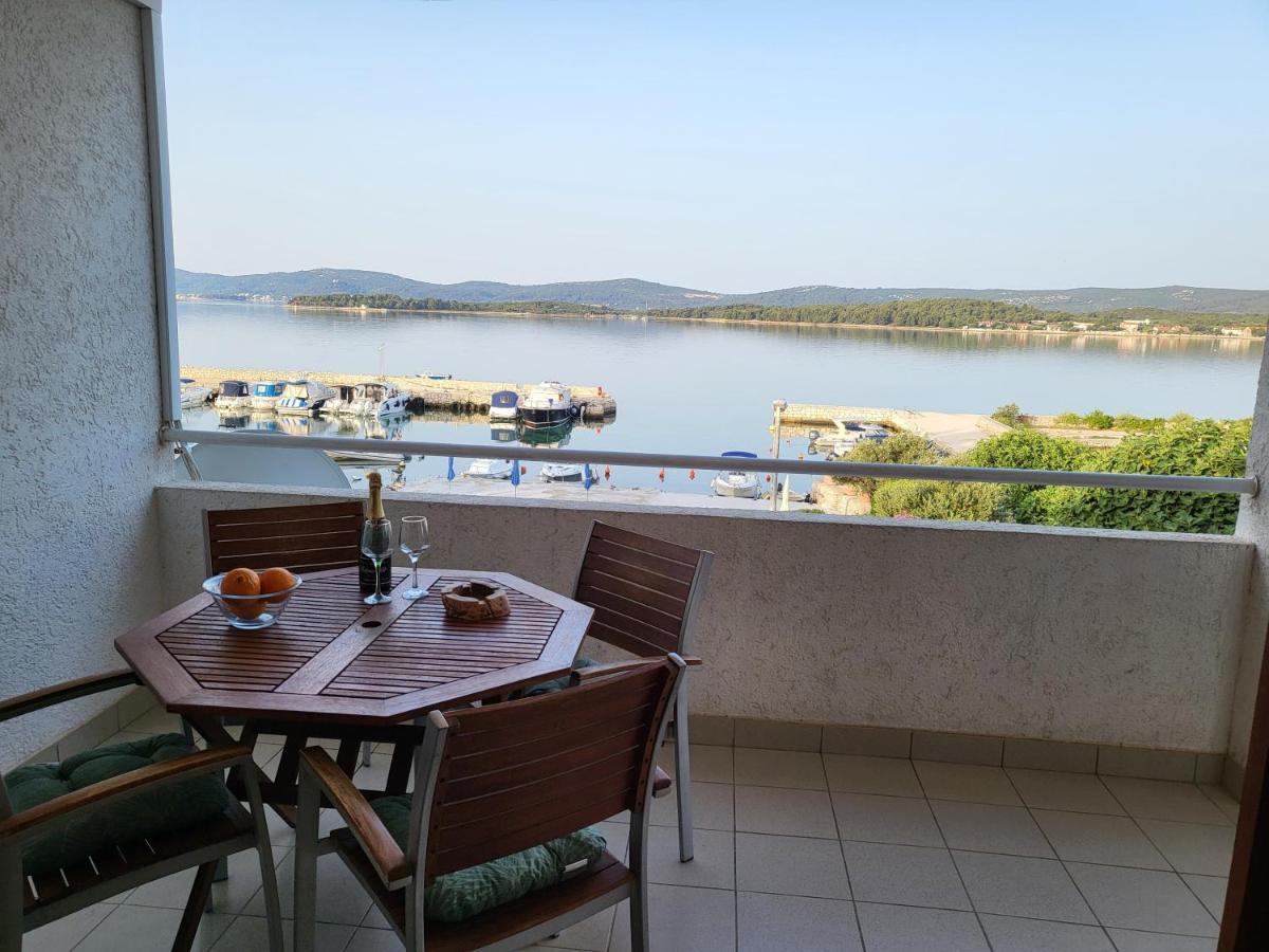 Sea&Sun Apartman Turanj Kültér fotó